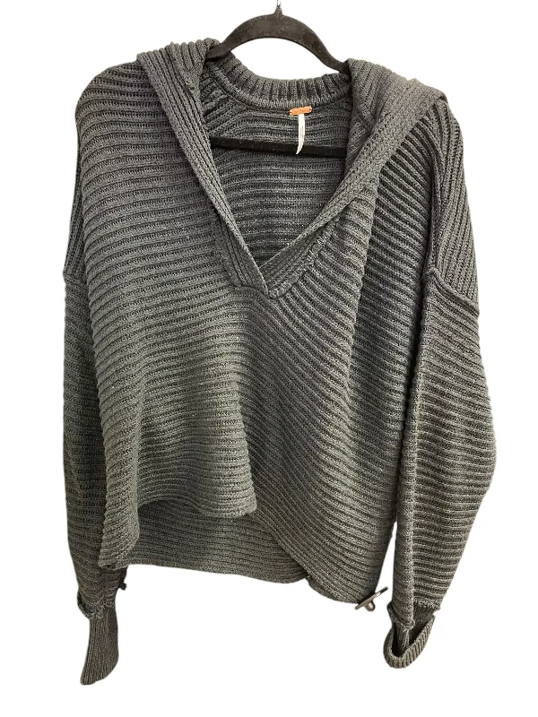 Women's Belarusian Wool SweatersSweater By Free People In Grey, Size: S