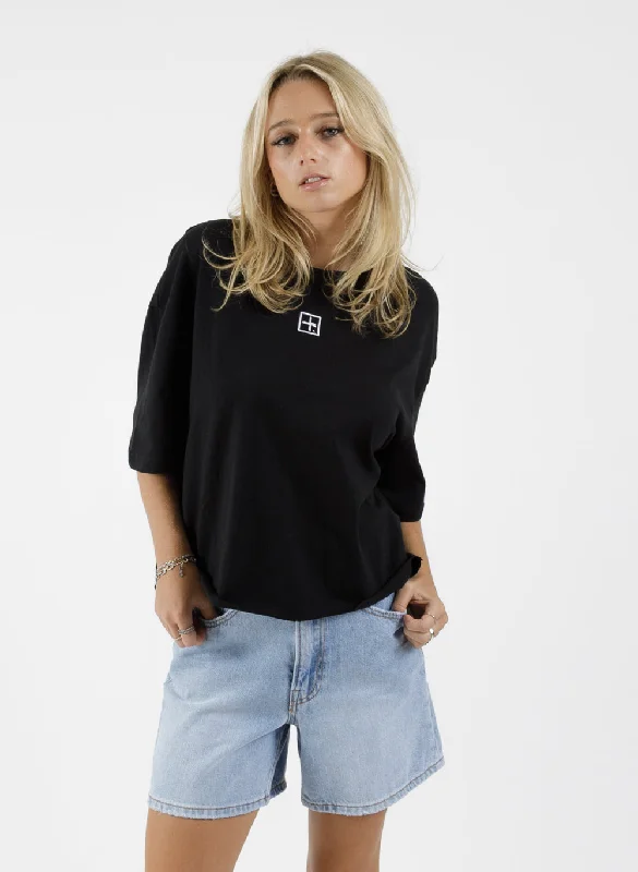 Women's Blouse with Rounded CollarYesterday Tee - Cube