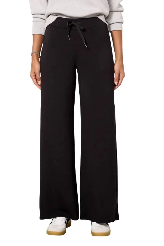 Women's Jodhpurs with Straight HemAiressentials Wide Leg Pant In Black