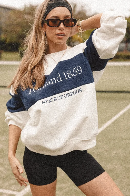 Women's Hooded Sweatshirts with Welt PocketsPortland Colorblock Oversized Sweatshirt - White Navy