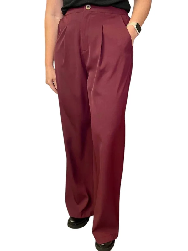 Women's Jodhpurs with U-Shaped CollarSilent Streets Wide Leg Pants In Wine