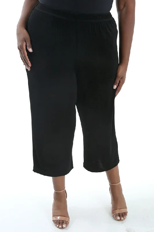 Women's Jodhpurs with Shirt CollarVikki Vi Classic Black Crop Pant