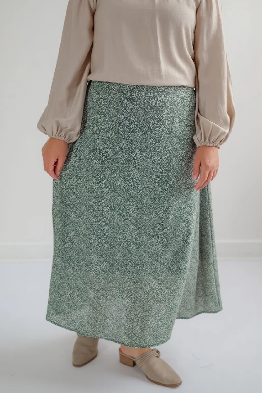 Women's Collarless SkirtsBristol Floral Midi Skirt in Pine - FINAL SALE