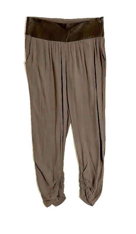 Women's Jodhpurs with Rounded HemWomen's Leather Waist Jogger Pants In Brown