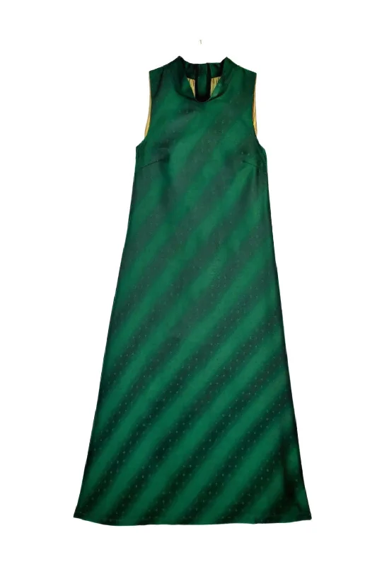 Women's Boat-Neck DressesMaxi Mod Dress - Emerald Jacquard