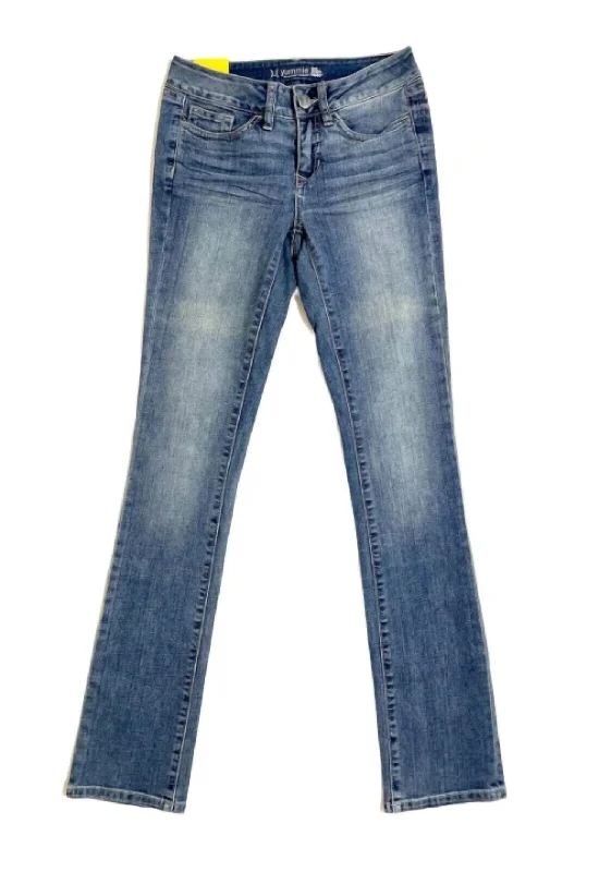 Women's Jodhpurs with Notched CollarWomen's Mid Rise Straight Leg Vintage Skinny Jeans In Blue