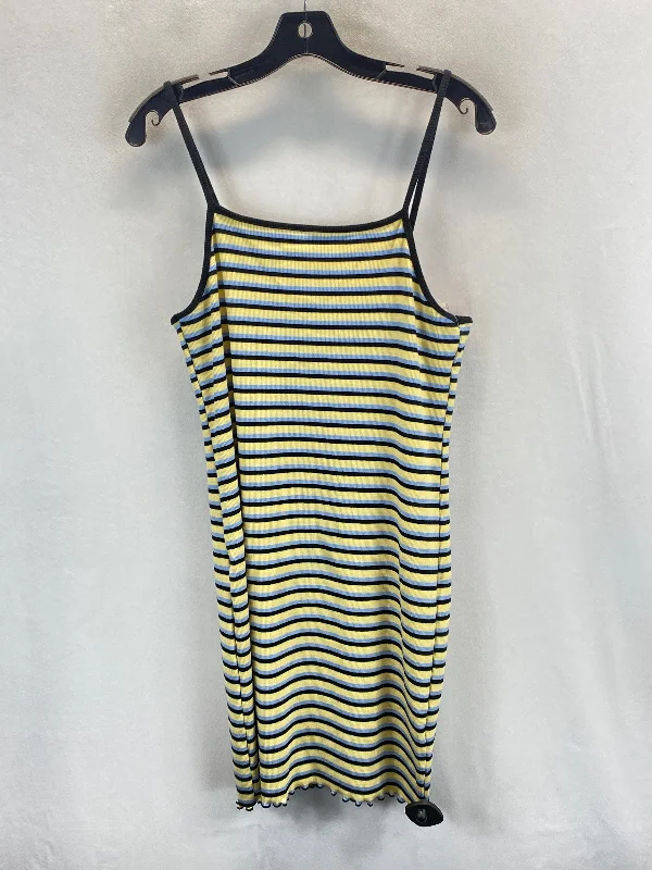 Women's Rounded-Neck DressesStriped Pattern Dress Casual Short Wild Fable, Size Xl