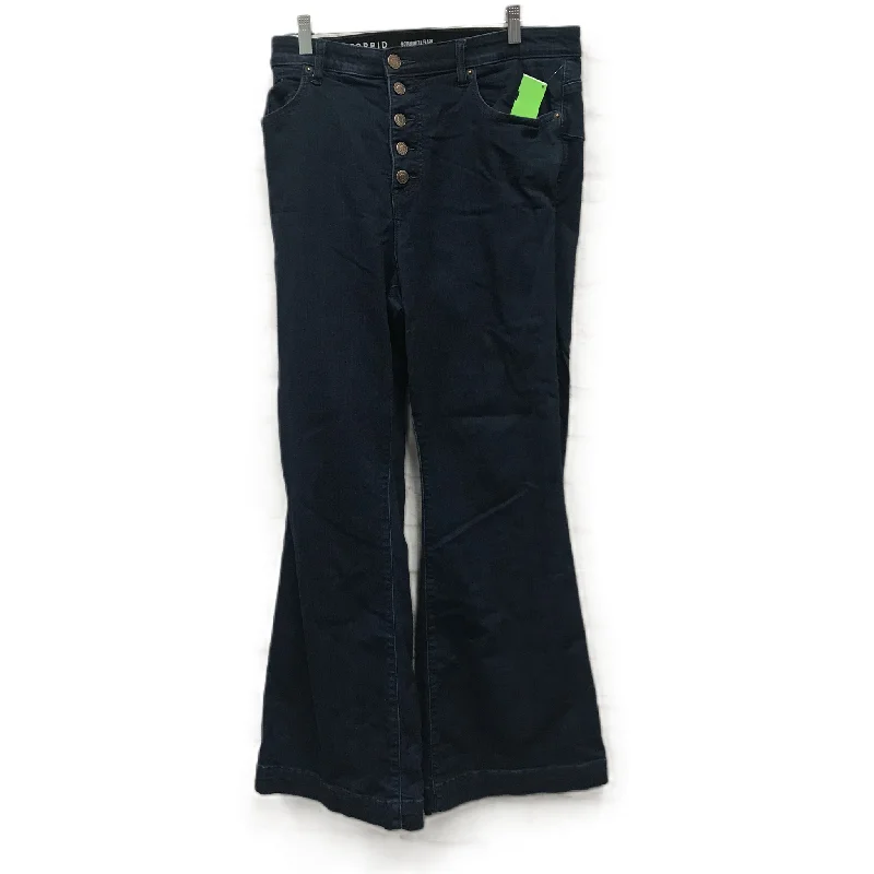 Women's Jodhpurs with Wide CollarJeans Flared By Torrid  Size: 20