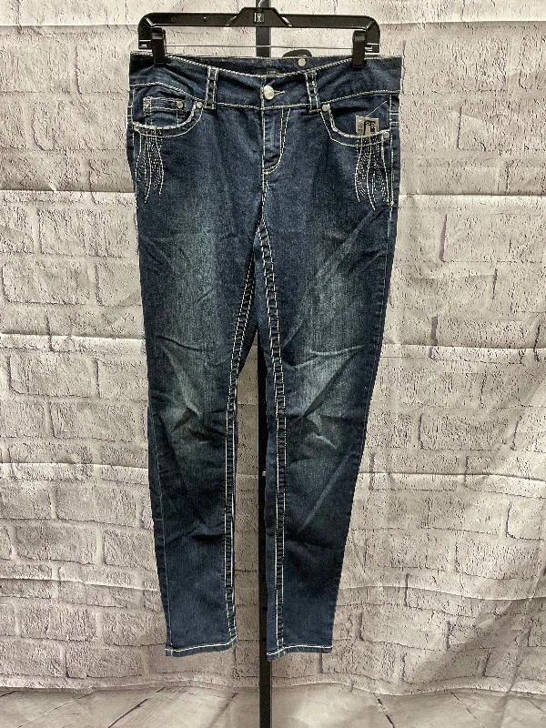 Women's Jodhpurs with V-Shaped CollarJeans Skinny By Maurices  Size: 4